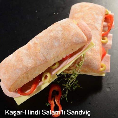 Kaşar-Hindi Salamlı Sandviç Kaşar-Hindi Salamlı Sandviç